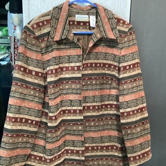 NWOT. Alfred Dunner Brand Women’s Size 18W Tapestry L//S Jacket - Picture 1 of 10
